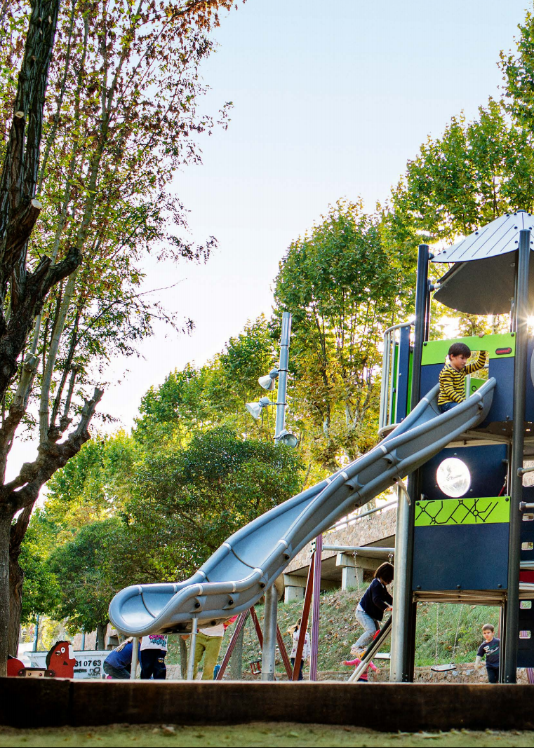 儿童公园攀爬游乐设备有哪些？